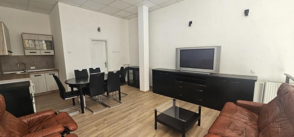 Slika 5 -  Lokal za izdavanje, 63m2, 450€