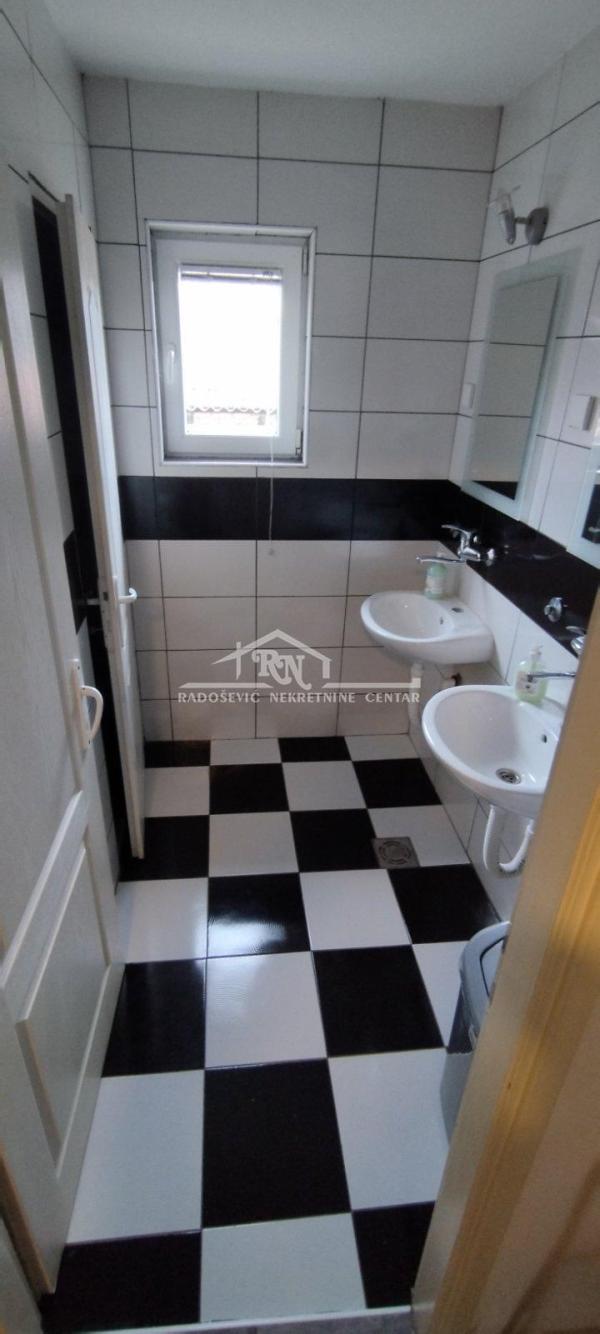 Slika 4 - Dobropoljska,  Lokal za izdavanje, 72m2, 650€