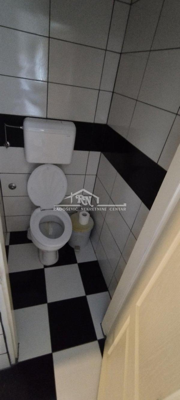 Slika 5 - Dobropoljska,  Lokal za izdavanje, 72m2, 650€