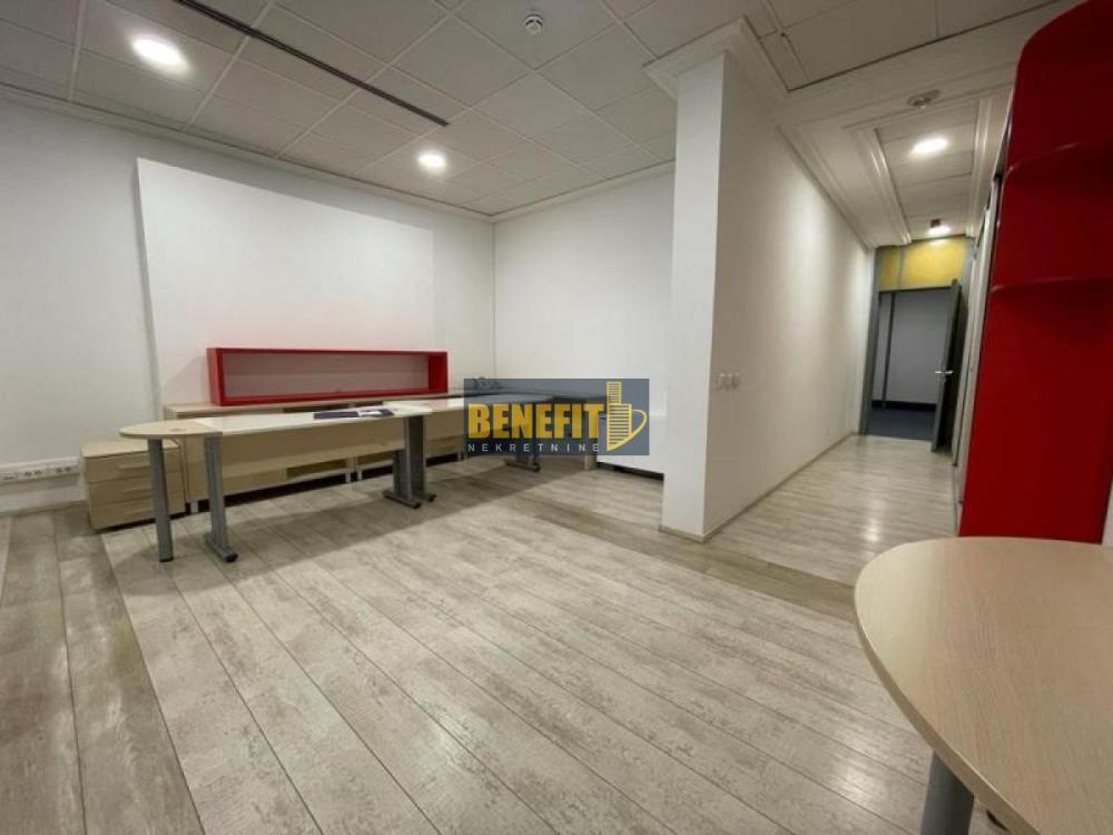 Glavna slika - Lokal za izdavanje, 413m2, 5.780€