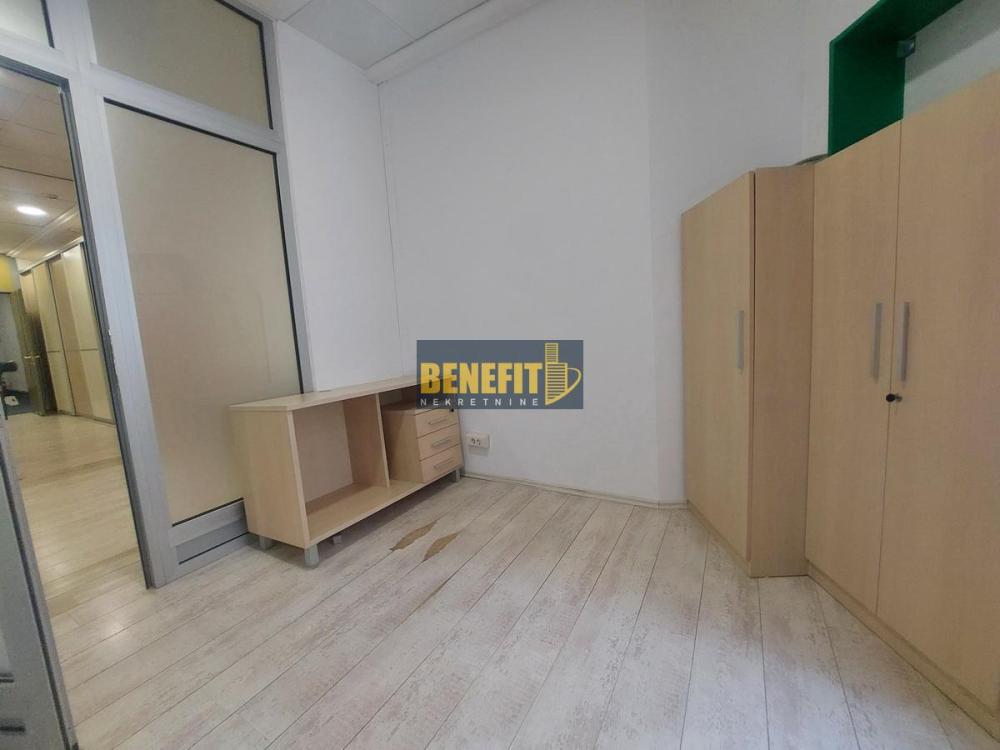 Slika 9 -  Lokal za izdavanje, 413m2, 5.780€