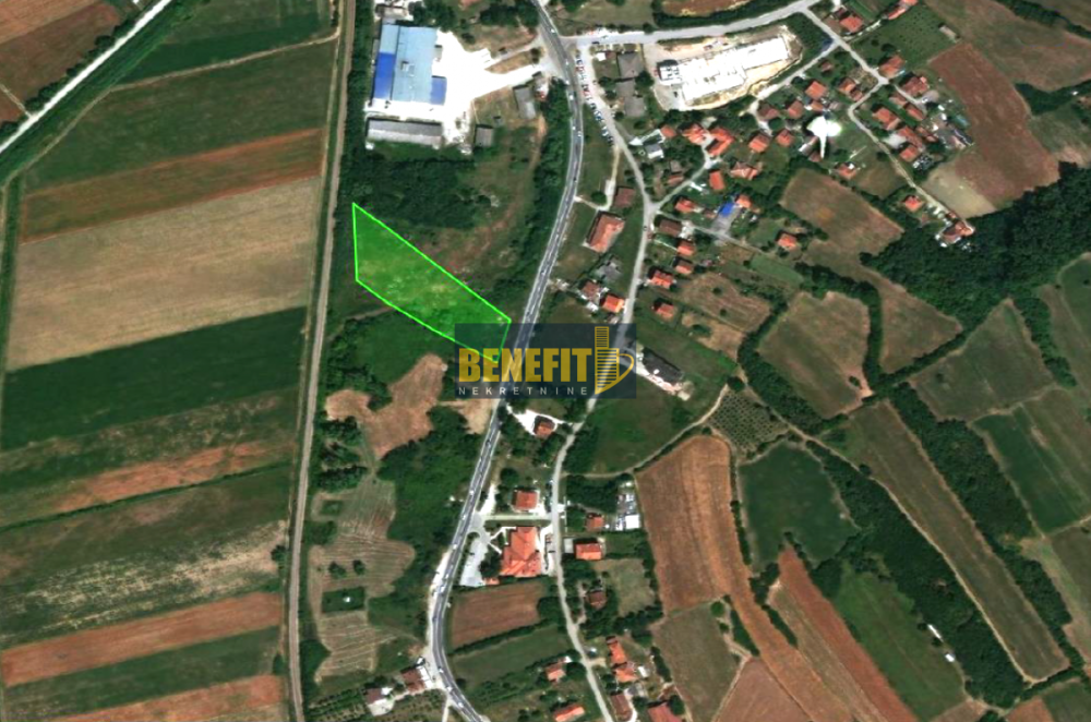 Glavna slika - Plac na prodaju, Mladenovac, Rajkovac, 140.000€