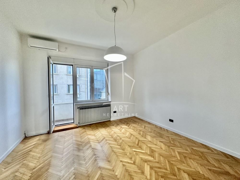 Slika 10 - Dobračina,  Lokal za izdavanje, 81m2, 1.800€