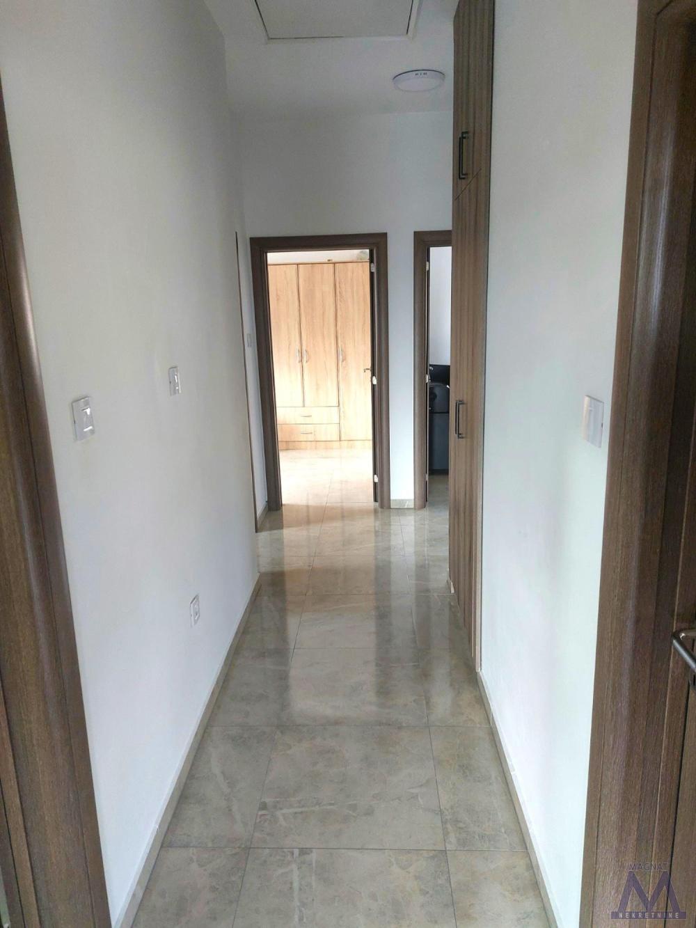 Slika 5 -  Kuća na prodaju, 242m2, 420.000€