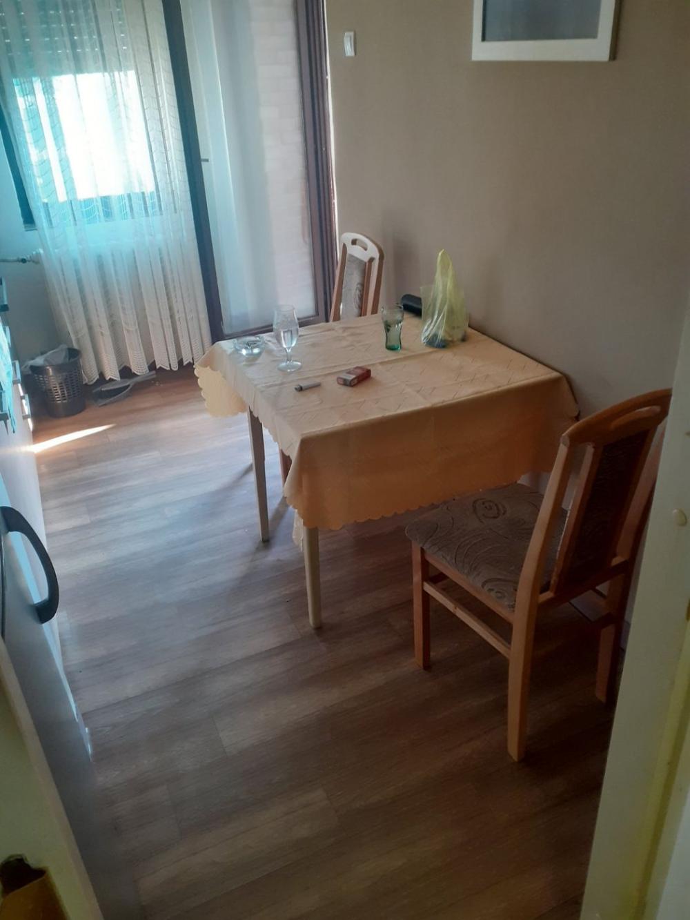 Slika 1 - Dvosoban stan za izdavanje, 49m2, 350€