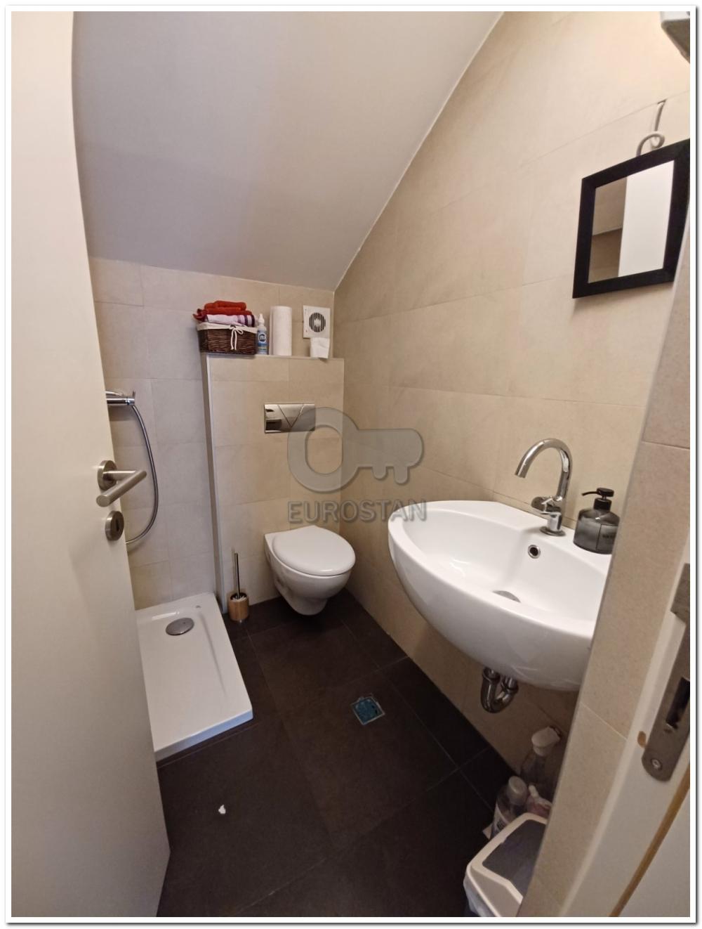 Slika 7 - Stojana Protića,  Lokal za izdavanje, 56m2, 1.250€