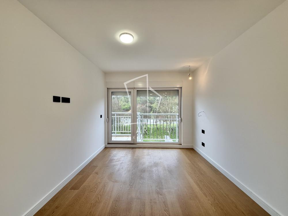 Slika 10 - Miloja Đaka, Trosoban stan na prodaju, 144m2, 435.000€