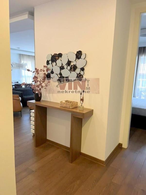 Slika 9 - INTERNACIONALNIH BRIGADA, Trosoban stan na prodaju, 121m2, 650.000€