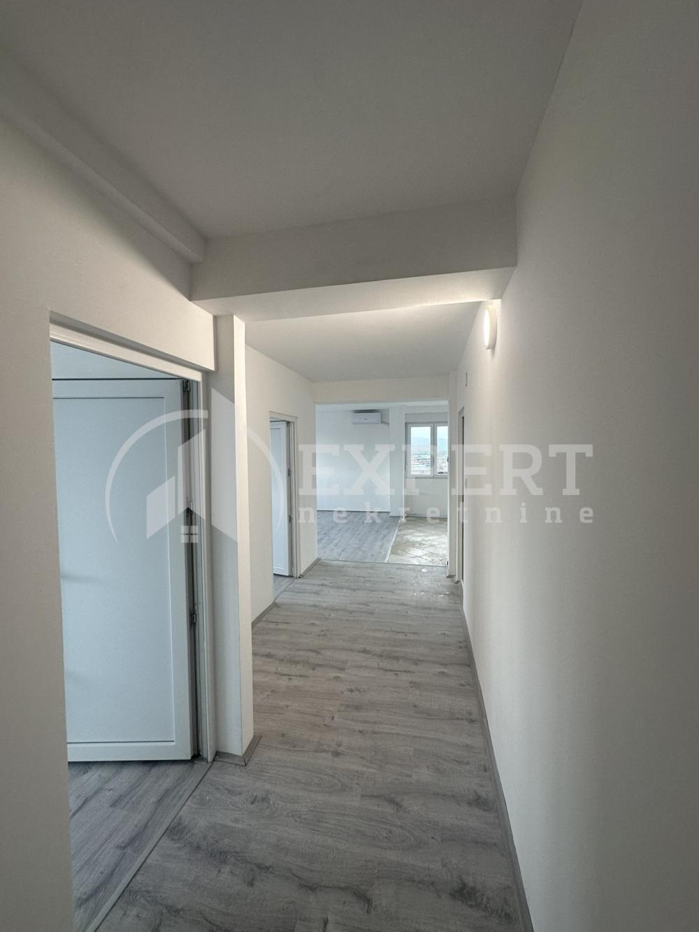 Slika 4 - Sinđelićev trg, Trosoban stan za izdavanje, 72m2, 450€