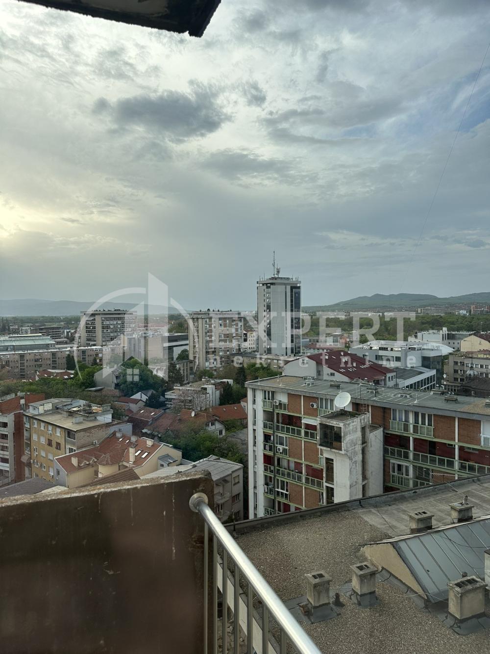 Slika 8 - Sinđelićev trg, Trosoban stan za izdavanje, 72m2, 450€