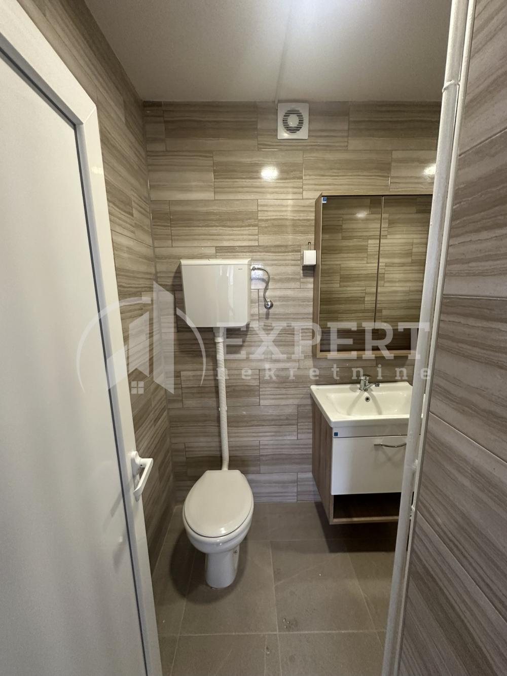 Slika 6 - Sinđelićev trg, Trosoban stan za izdavanje, 72m2, 450€