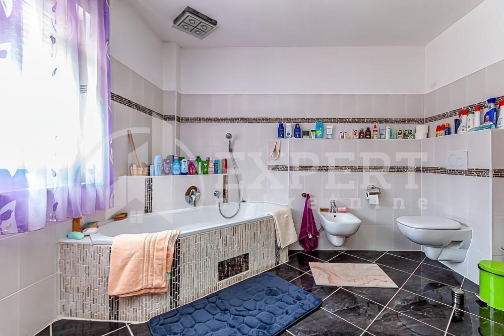 Slika 6 - Miodraga Jovanovića Uče,  Kuća na prodaju, 360m2, 412.400€