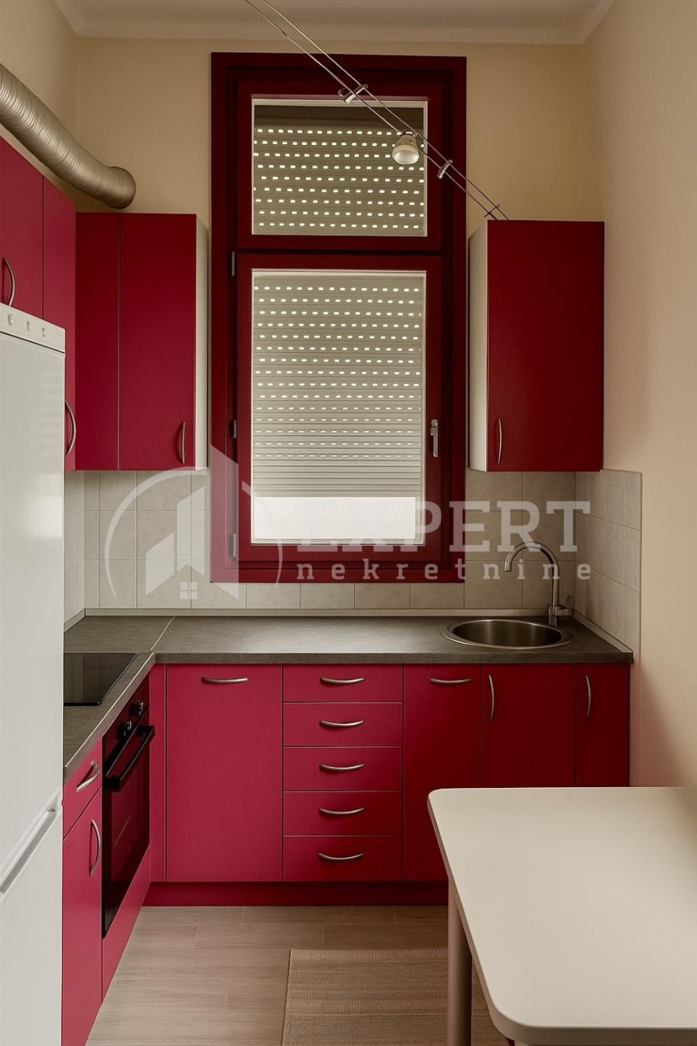 Slika 8 - Karadžićeva,  Lokal za izdavanje, 100m2, 750€