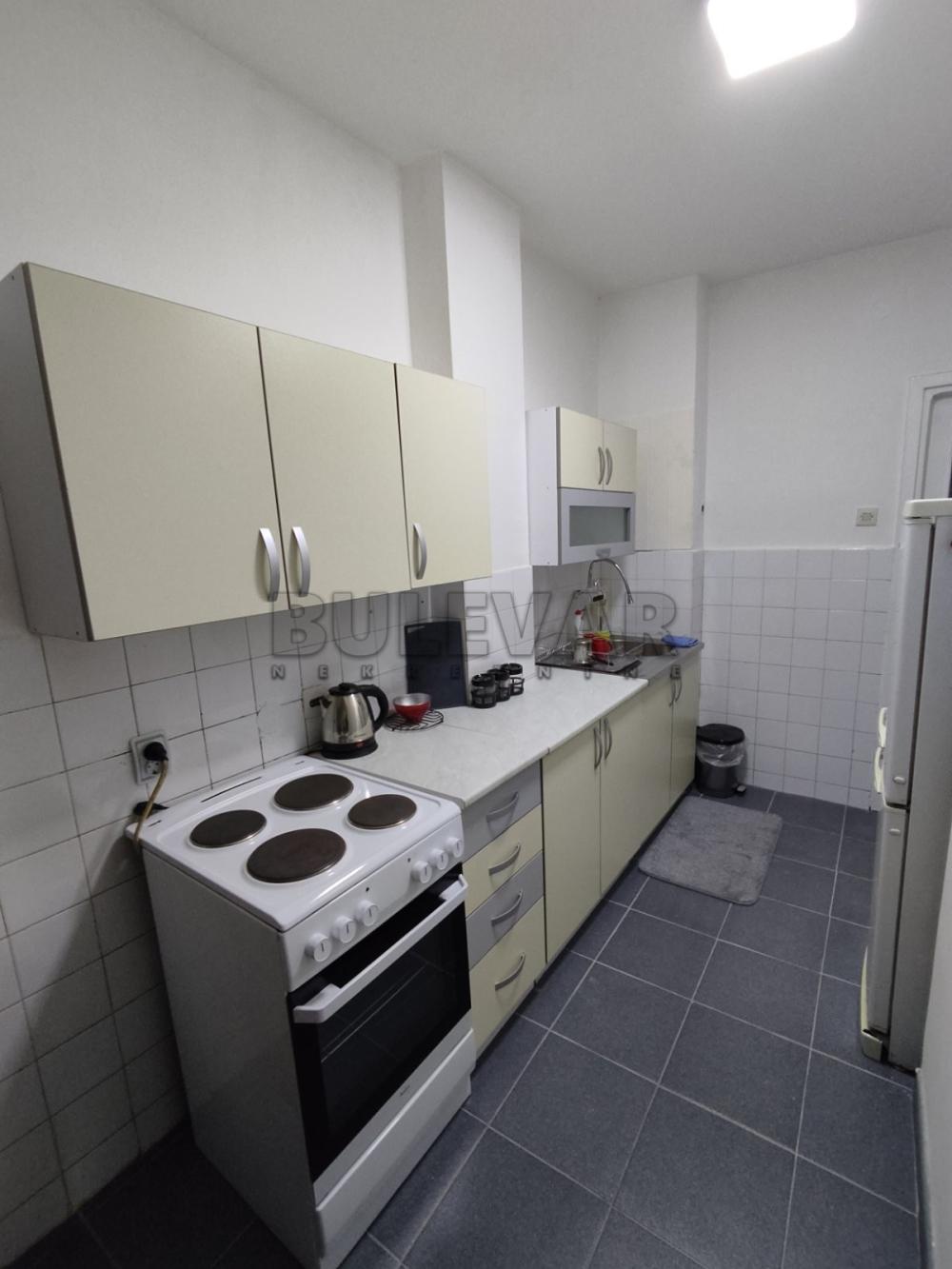 Slika 3 - Generala Milojka Lešjanina, Dvosoban stan za izdavanje, 55m2, 450€