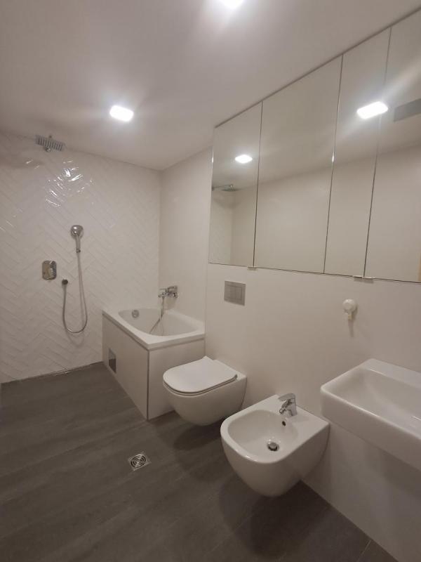 Slika 9 - Četvorosoban stan za izdavanje, 106m2, 1.300€