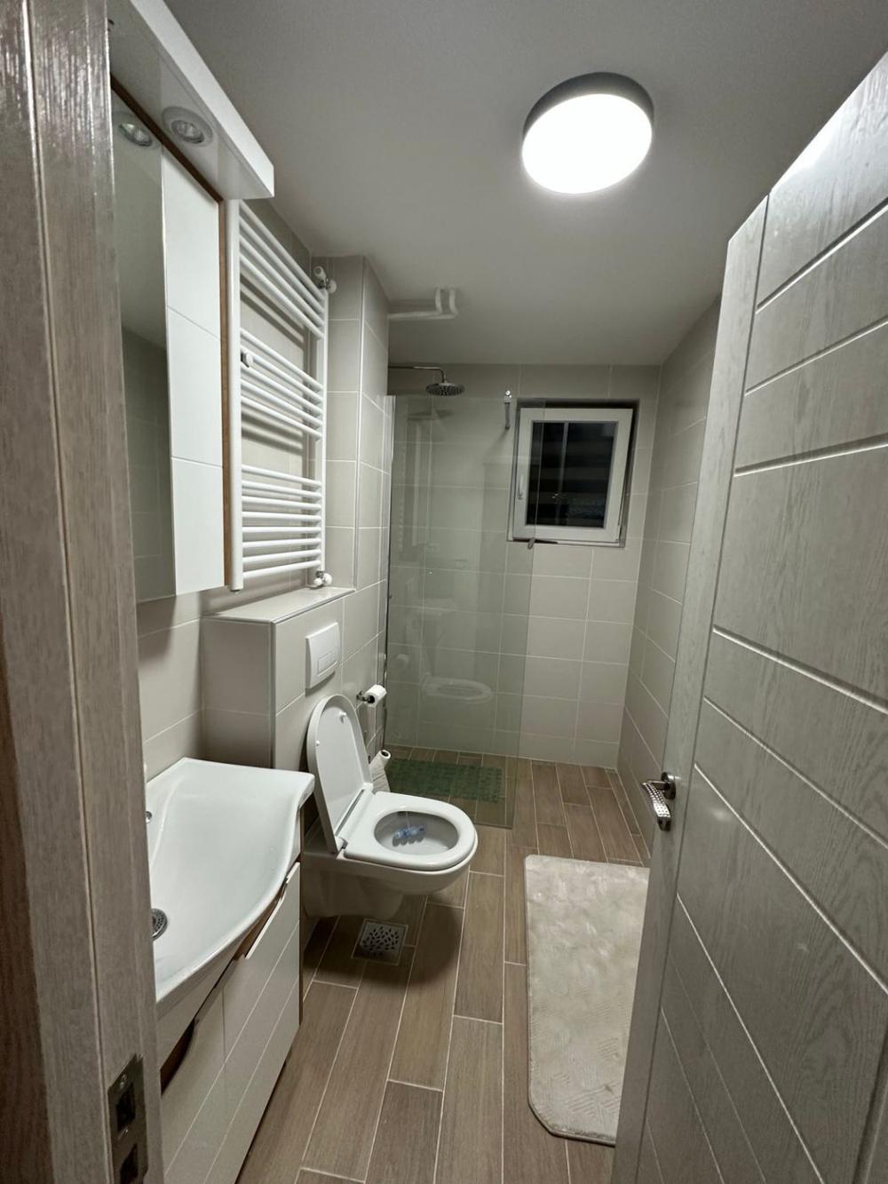 Slika 7 - Dvosoban stan za izdavanje, 50m2, 400€