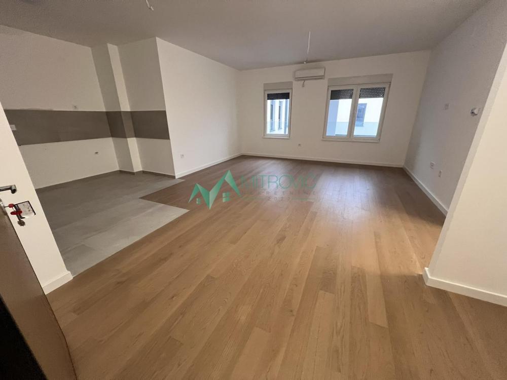 Glavna slika -Troiposoban stan na prodaju, 123m2, 304.060€