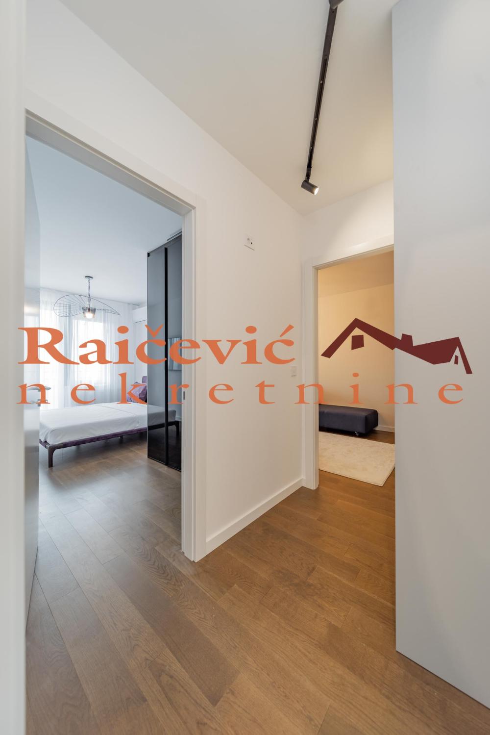 Slika 10 - Jurija Gagarina, Trosoban stan na prodaju, 82m2, 379.000€