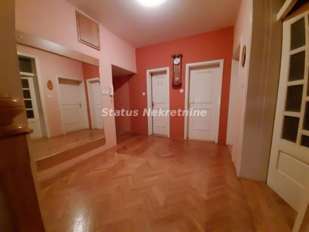 Slika 3 -  Kuća na prodaju, 348m2, 495.000€