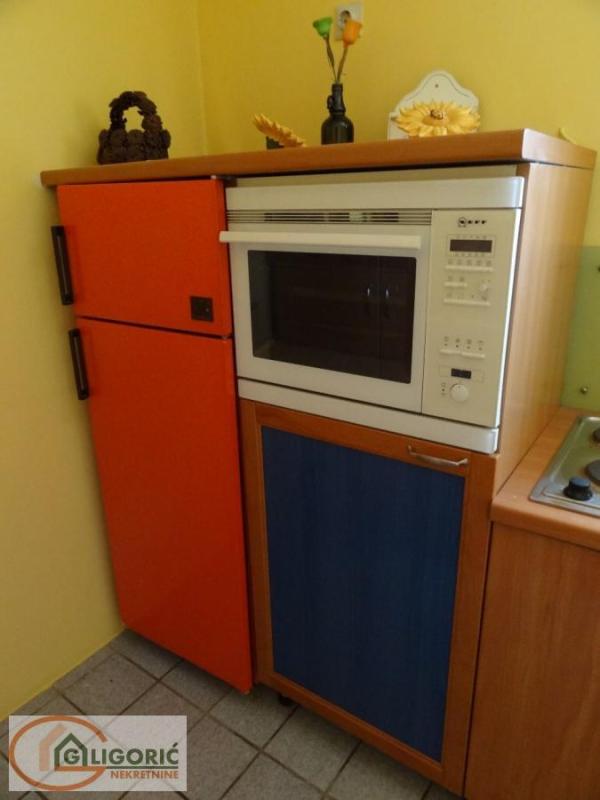 Slika 6 - Živorada Jakovljevića,  Kuća na prodaju, 360m2, 350.000€