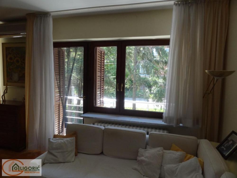 Slika 3 - Živorada Jakovljevića,  Kuća na prodaju, 360m2, 350.000€