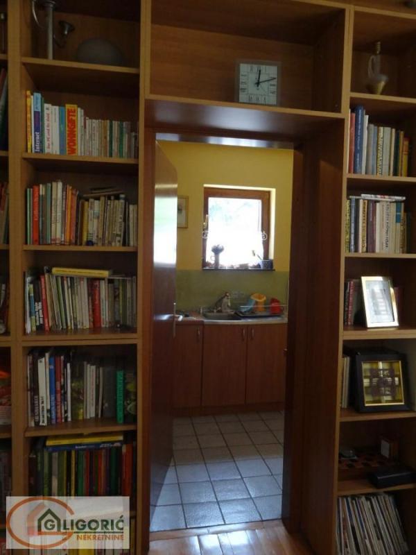 Slika 4 - Živorada Jakovljevića,  Kuća na prodaju, 360m2, 350.000€