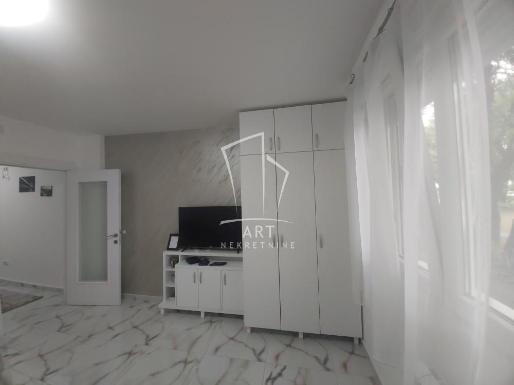 Slika 1 - Otona Župančiča, Jednosoban stan za izdavanje, 31m2, 600€