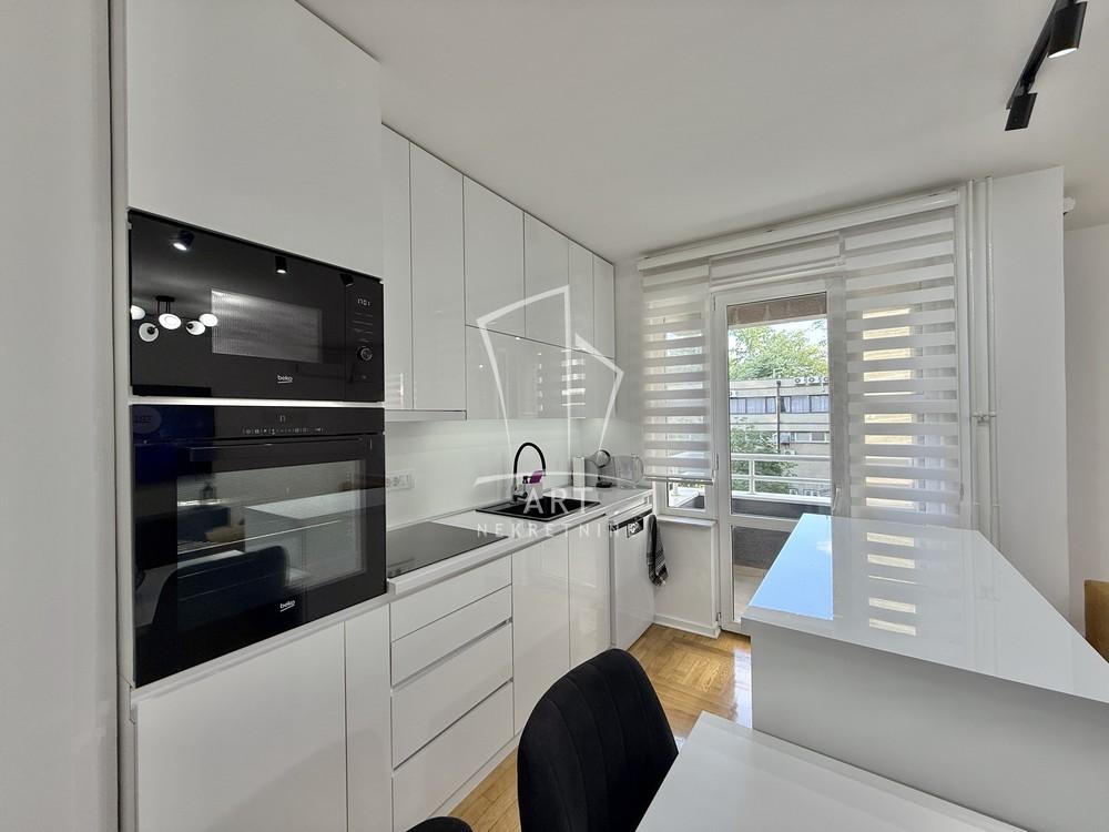 Slika 5 - Nikodima Milaša, Trosoban stan na prodaju, 93m2, 360.000€