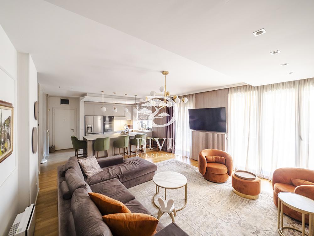 Glavna slika -Kneza Stracimira, Četvorosoban stan na prodaju, 119m2, 549.000€