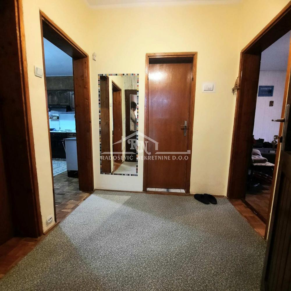Slika 7 - Lipovačka,  Kuća na prodaju, 219m2, 120.000€