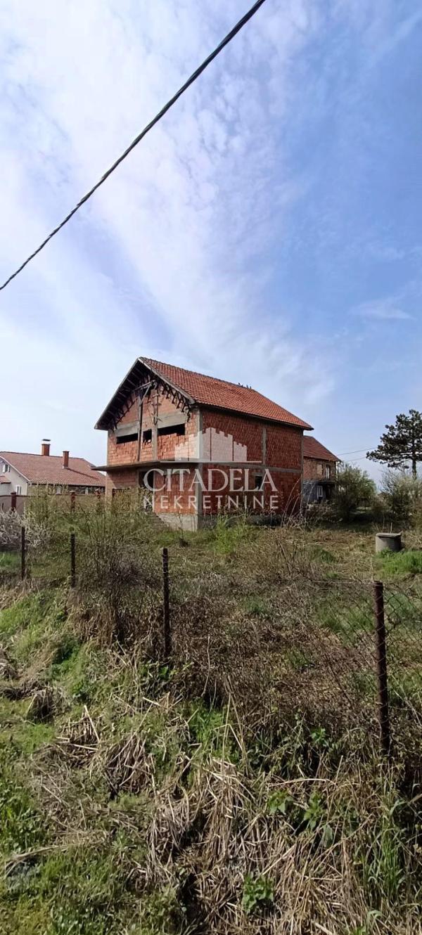 Slika 3 -  Kuća na prodaju, 180m2, 45.000€