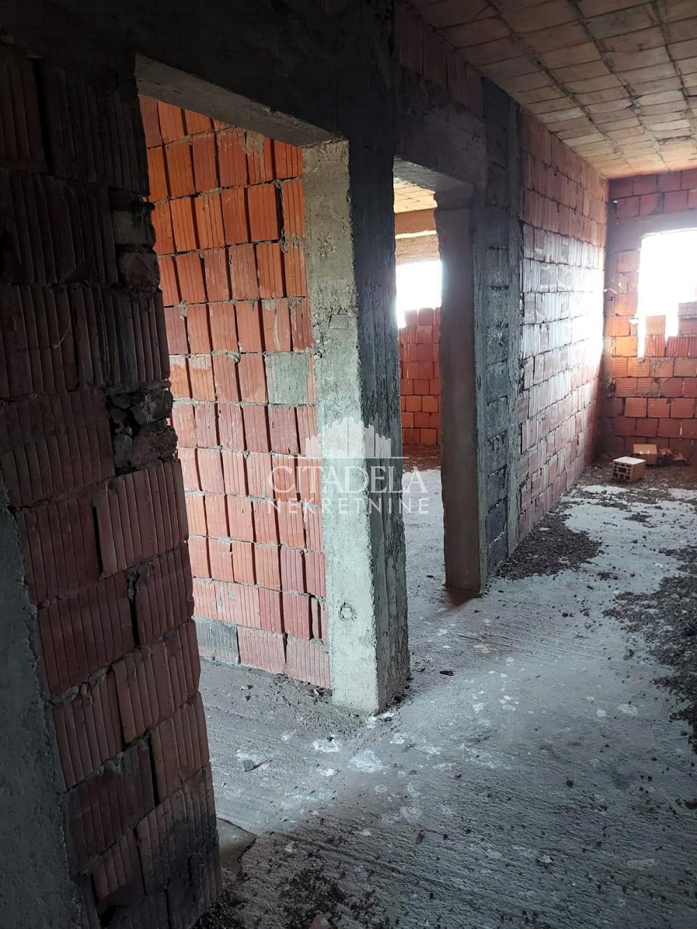 Slika 4 -  Kuća na prodaju, 180m2, 45.000€