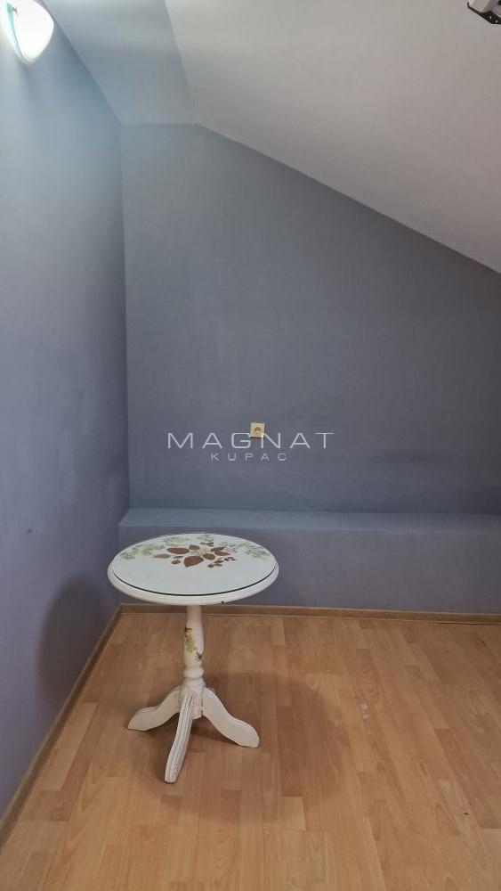 Slika 10 - 22. oktobra, Četvorosoban stan na prodaju, 116m2, 350.000€