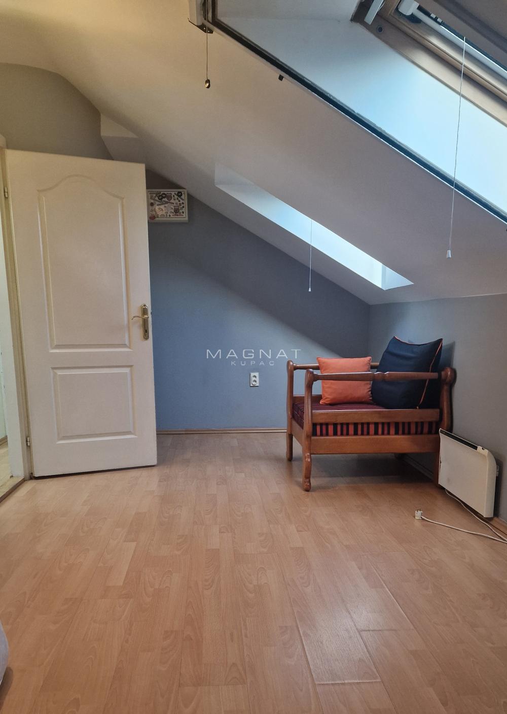 Slika 8 - 22. oktobra, Četvorosoban stan na prodaju, 116m2, 350.000€