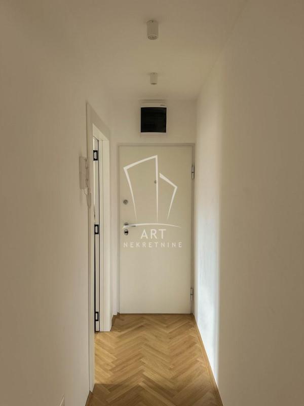 Slika 4 - Palmotićeva, Dvoiposoban stan na prodaju, 56m2, 345.000€