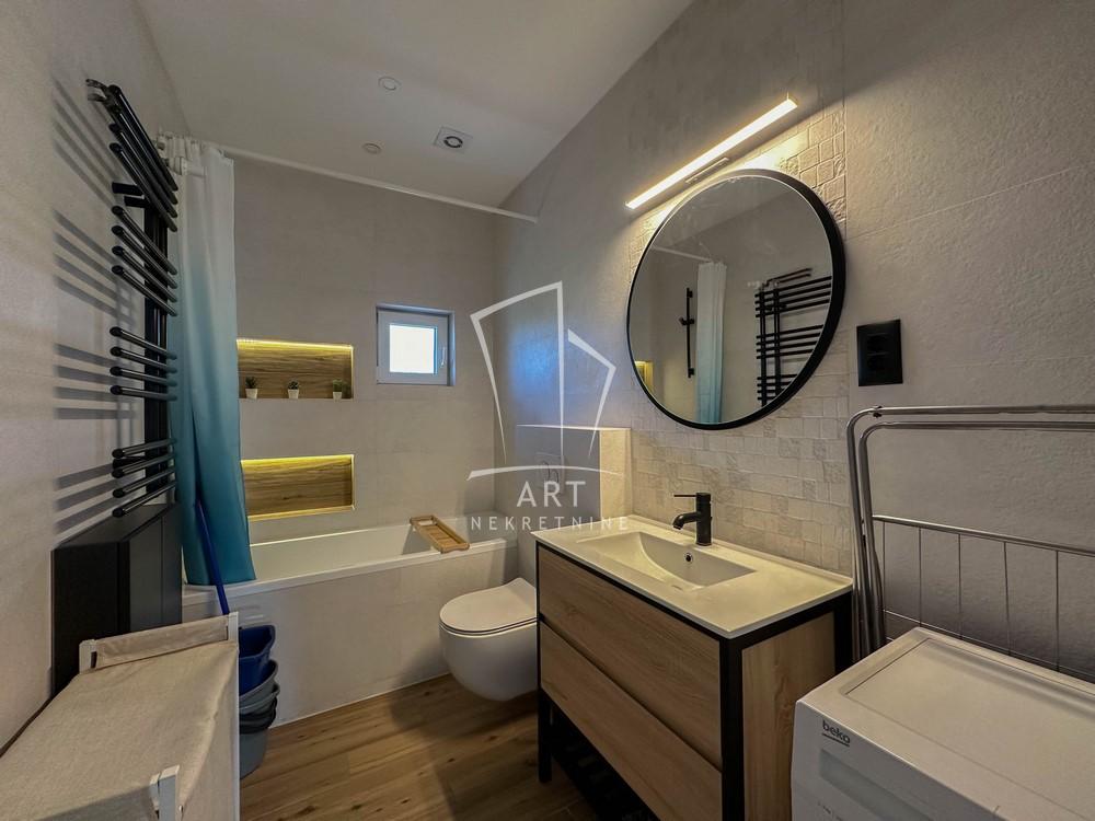 Slika 10 - Palmotićeva, Dvoiposoban stan na prodaju, 56m2, 345.000€