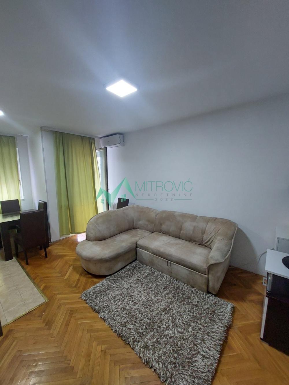 Glavna slika -Jednoiposoban stan za izdavanje, 38m2, 400€