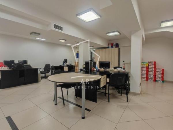 Slika 1 - Tadeuša Košćuška,  Lokal na prodaju, 220m2, 647.000€