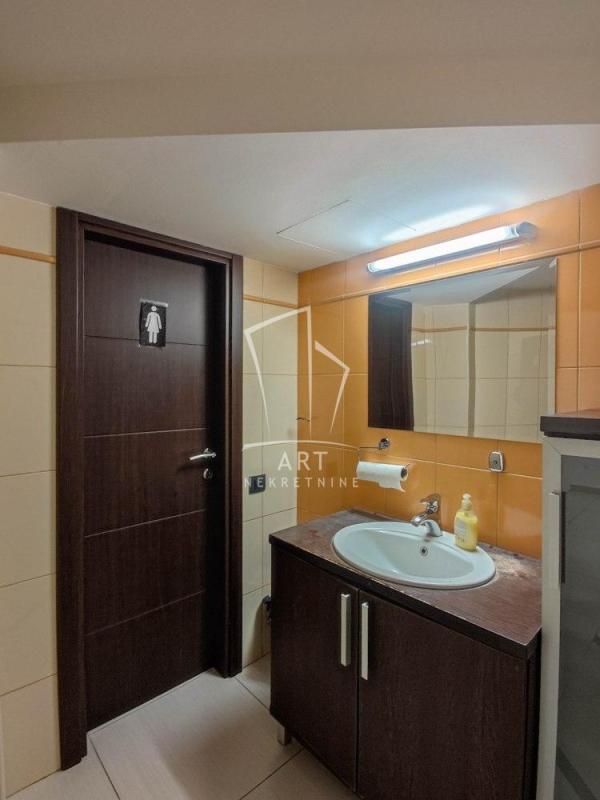 Slika 5 - Tadeuša Košćuška,  Lokal na prodaju, 220m2, 647.000€