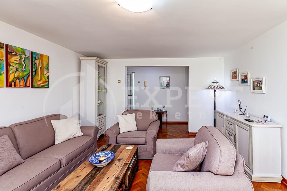 Slika 9 - Gutenbergova,  Kuća na prodaju, 383m2, 515.000€