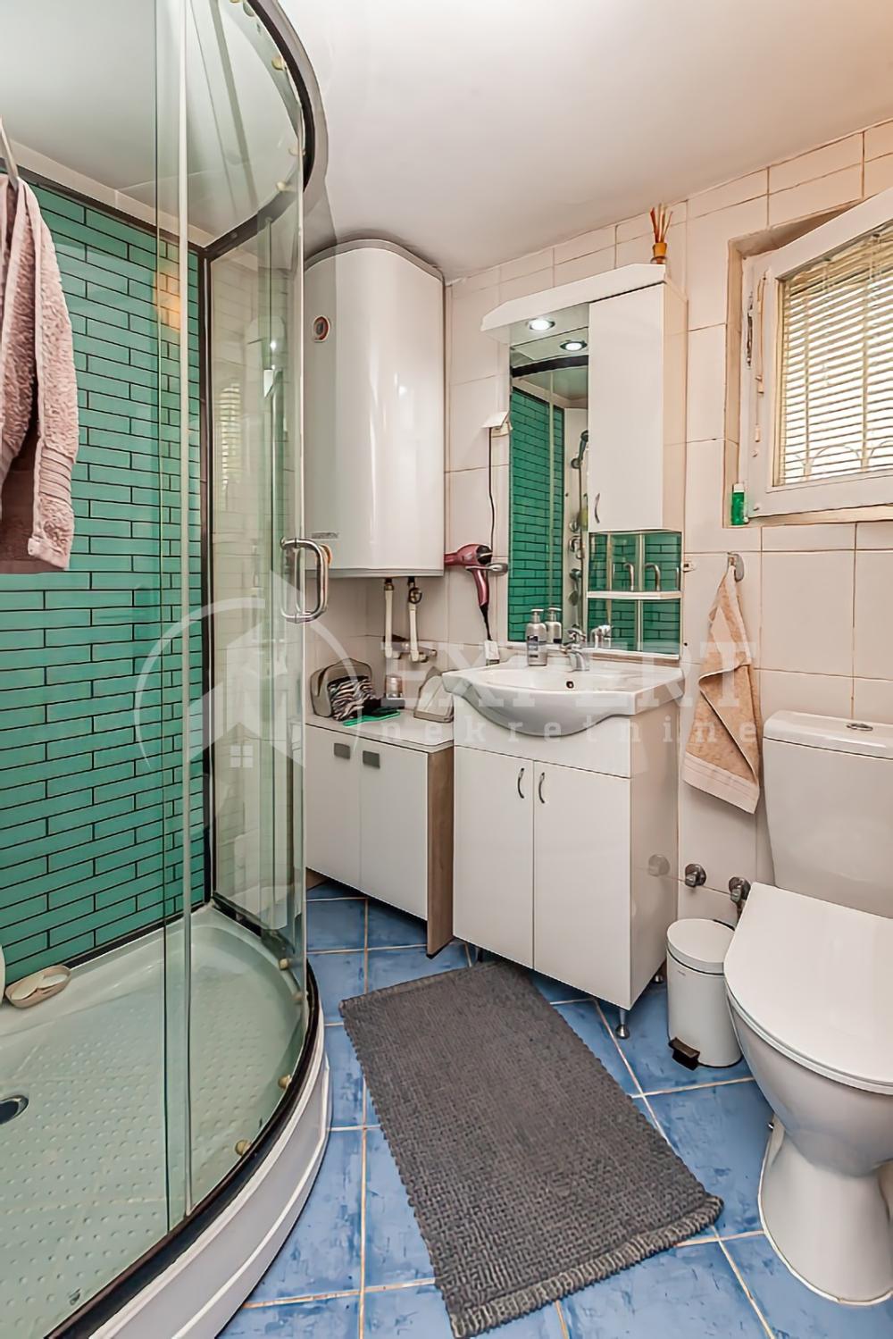 Slika 3 - Gutenbergova,  Kuća na prodaju, 383m2, 515.000€