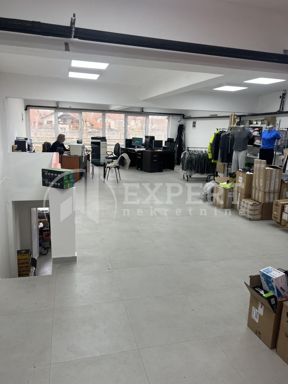 Slika 3 - Bulevar Nikole Tesle,  Lokal za izdavanje, 240m2, 1.200€