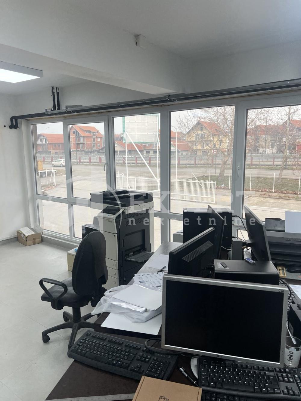 Slika 6 - Bulevar Nikole Tesle,  Lokal za izdavanje, 240m2, 1.200€