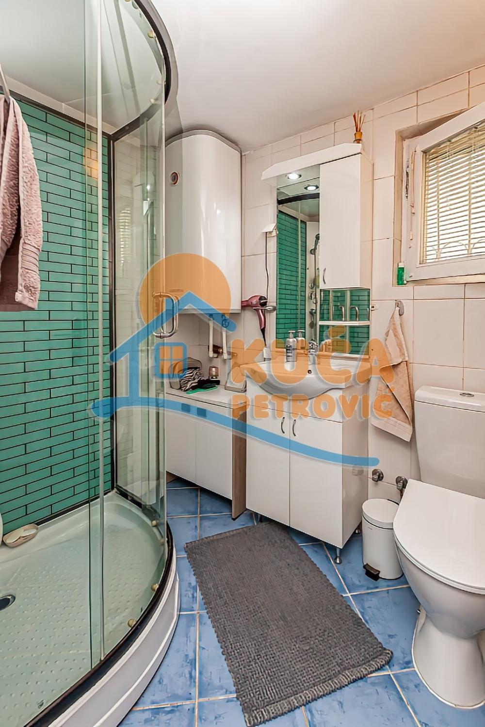 Slika 3 - Gutenbergova,  Kuća na prodaju, 383m2, 515.000€