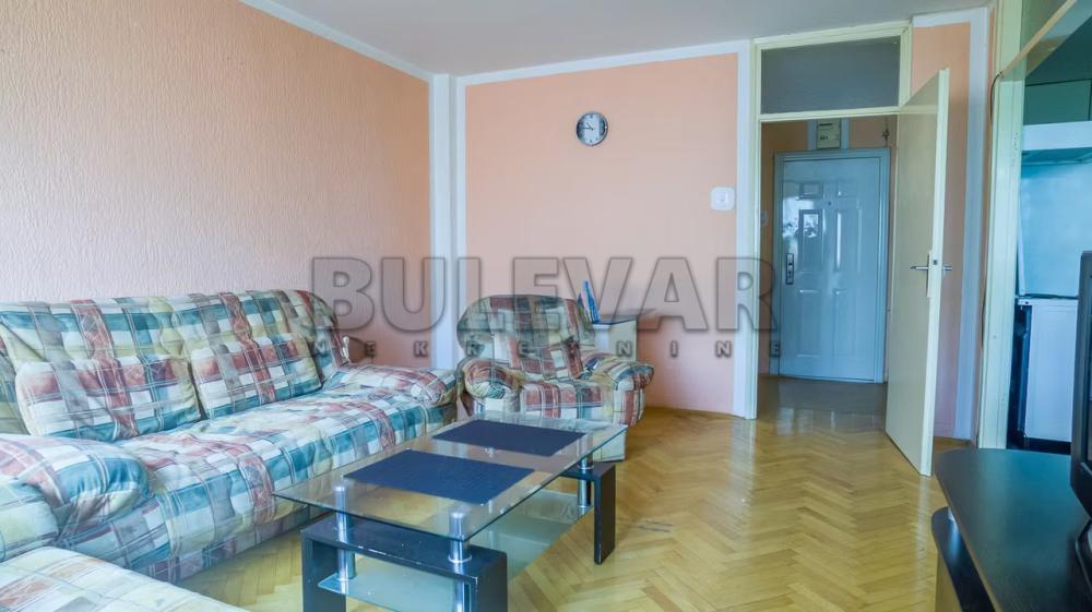 Glavna slika -Bulevar Nemanjića, Dvoiposoban stan za izdavanje, 70m2, 400€