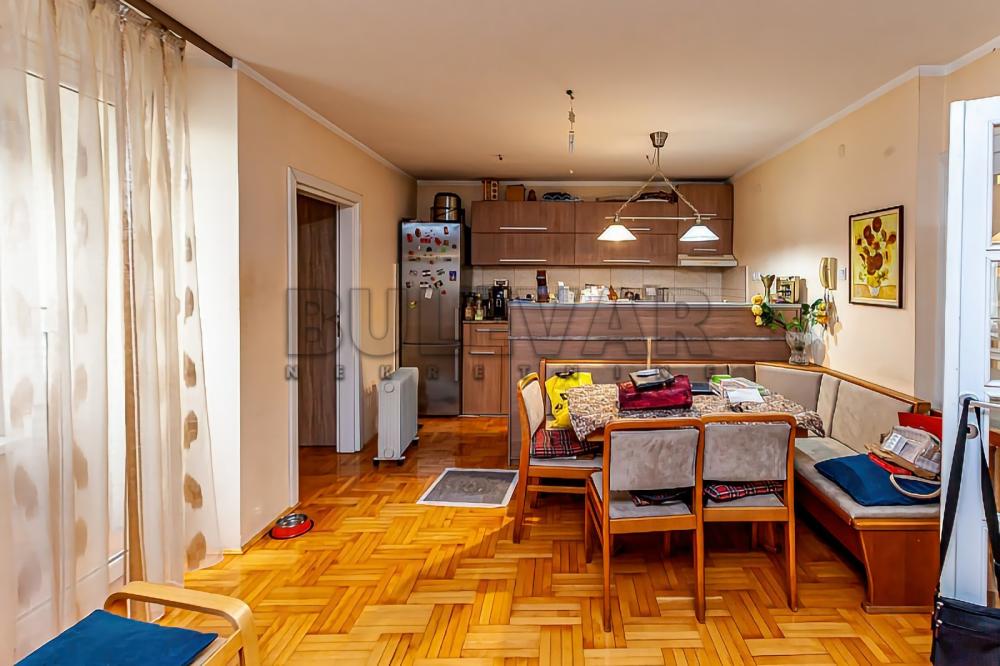 Slika 2 - Romanijska, Dvoiposoban stan na prodaju, 68m2, 139.500€