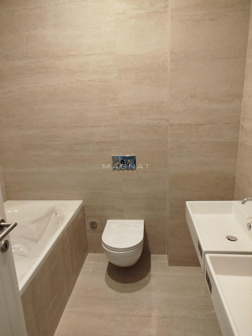 Slika 8 - Požeška, Četvorosoban stan na prodaju, 115m2, 346.050€