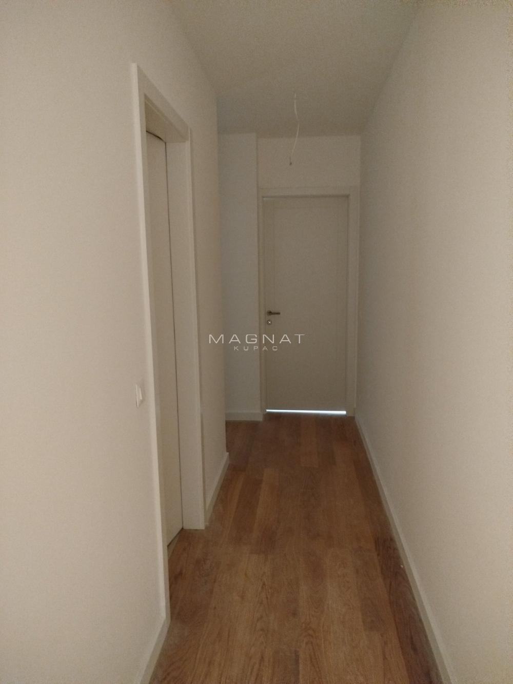 Slika 3 - Požeška, Četvorosoban stan na prodaju, 115m2, 346.050€