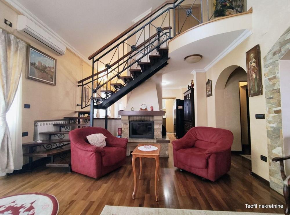 Slika 2 - Stojana Stoleta Aranđelovića, Petosoban stan na prodaju, 135m2, 295.000€