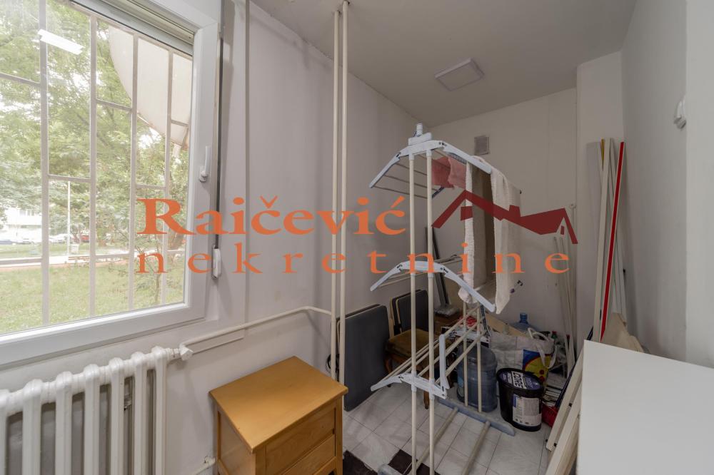 Slika 10 - Bulevar Zorana Djindjica, Trosoban stan na prodaju, 86m2, 279.000€